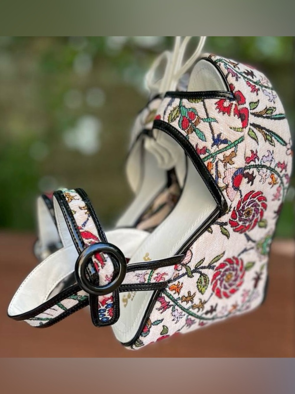 Elegant Floral Platform Heels – Available in Sizes 36–40